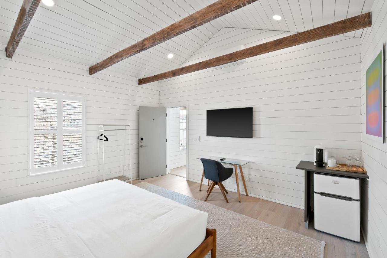 Boutique Room Steps From Downtown Mall Rose Jean Room 3 Charlottesville Exterior foto